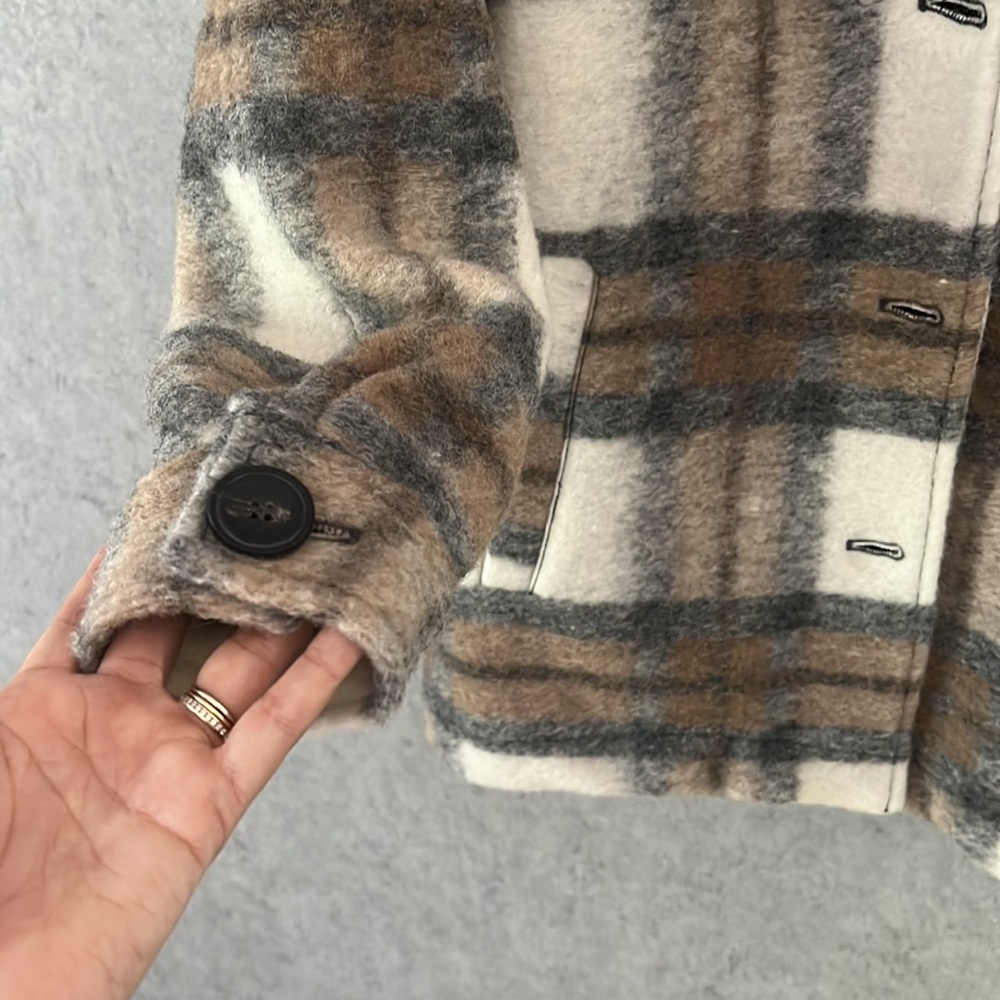 Jacket - Picture 4 of 4